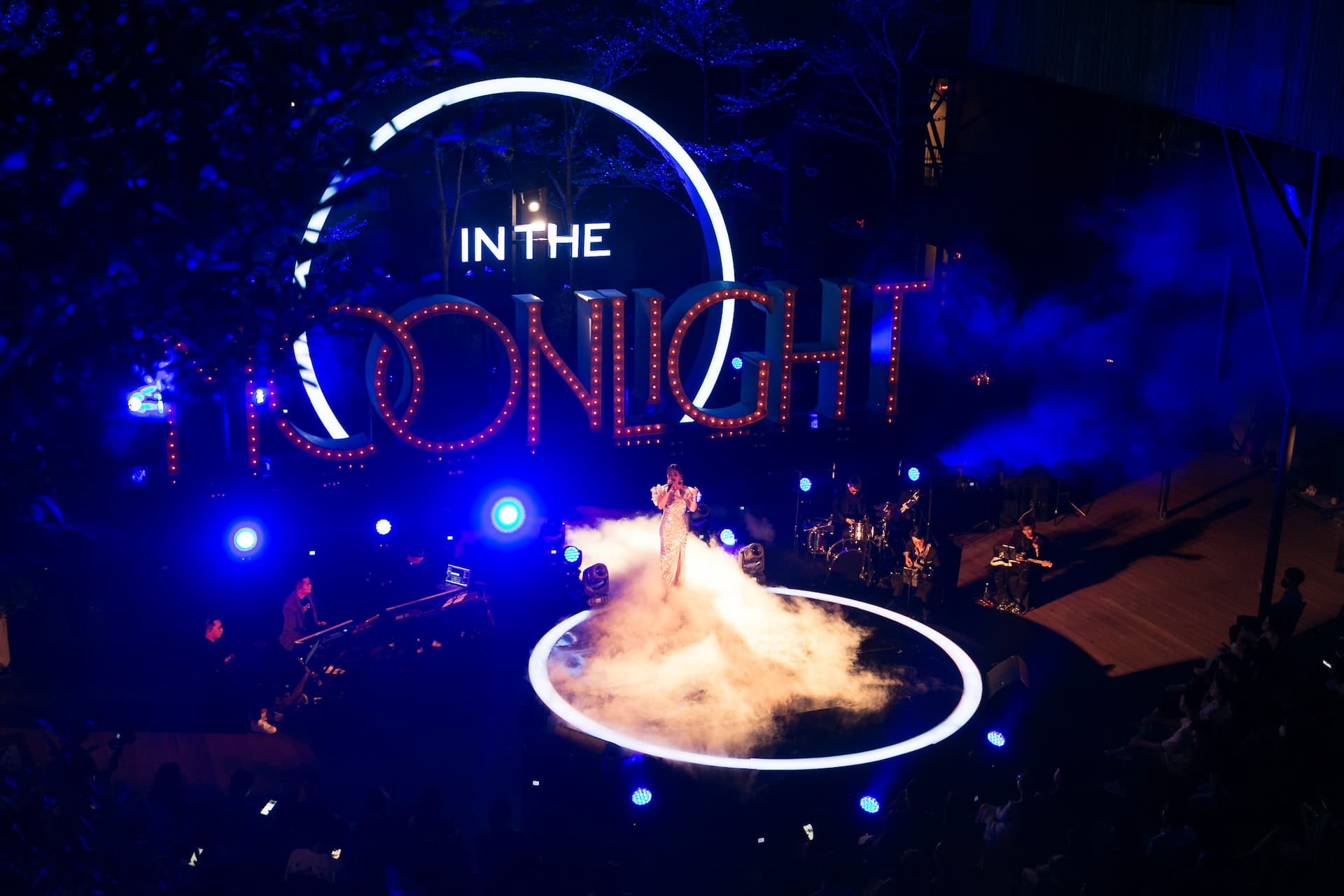 In The Moonlight – chuỗi đêm nhạc với format trải nghiệm đa giác quan làm nóng sân khấu Việt sau một năm dài “đóng băng”