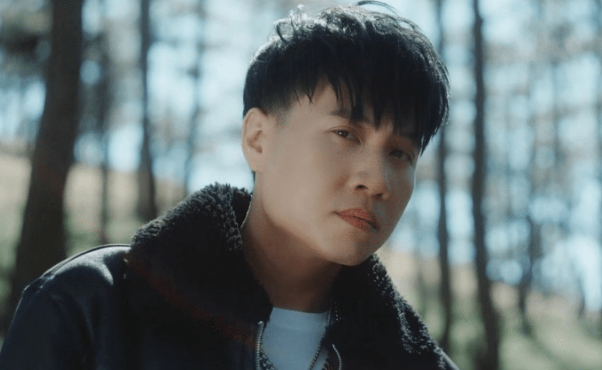 Vương Anh Tú trở lại với vai trò ca sĩ qua MV “Cứu Vãn Kịp Không”